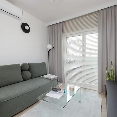Nowoczesne Apartamenty Z Parkingiem & Balkonem By Noclegi Renters Rzeszow Exterior photo