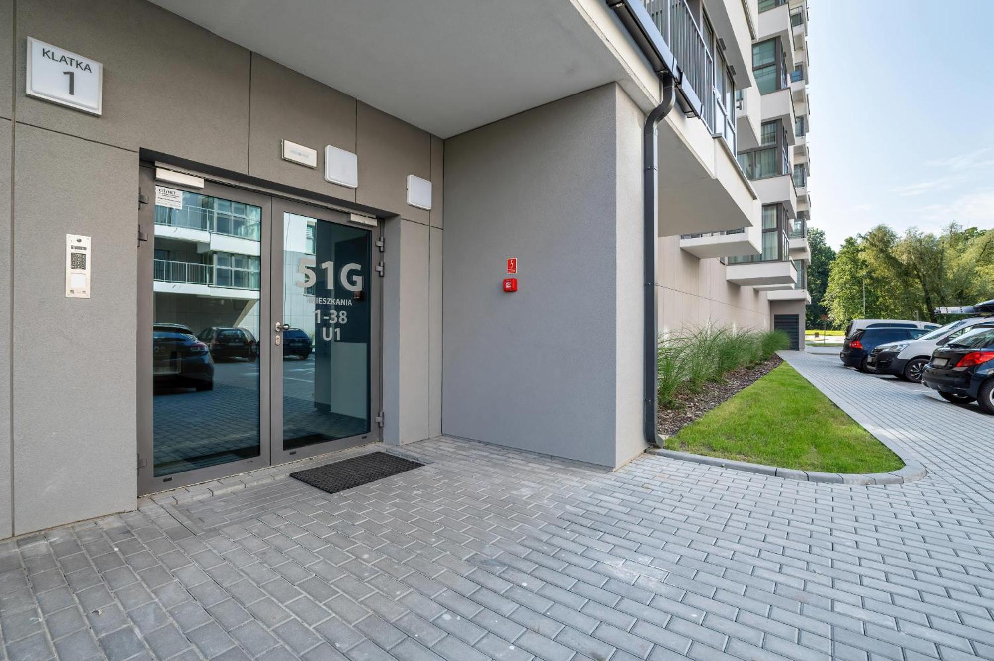 Nowoczesne Z Parkingiem & Balkonem By Renters Rzeszow