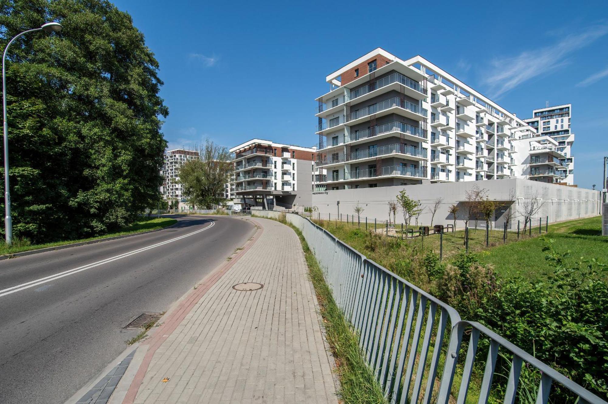 Apartment Nowoczesne Z Parkingiem & Balkonem By Renters *