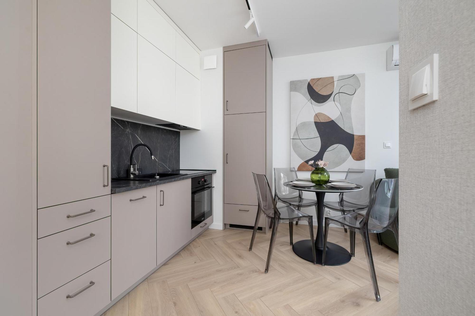 Nowoczesne Z Parkingiem & Balkonem By Renters Apartment