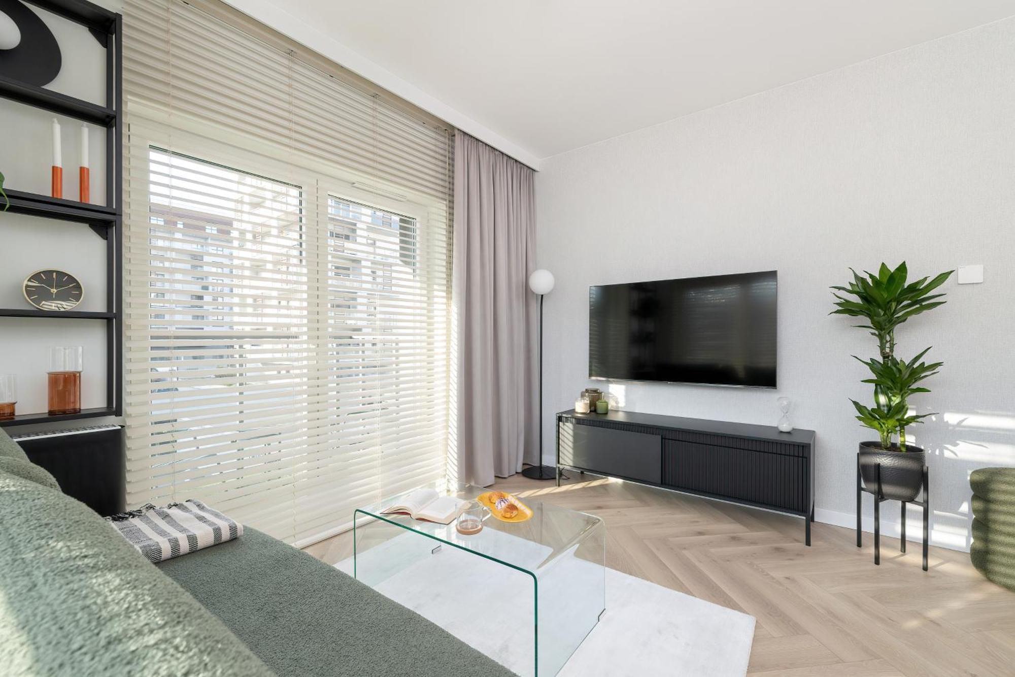 Nowoczesne Z Parkingiem & Balkonem By Renters